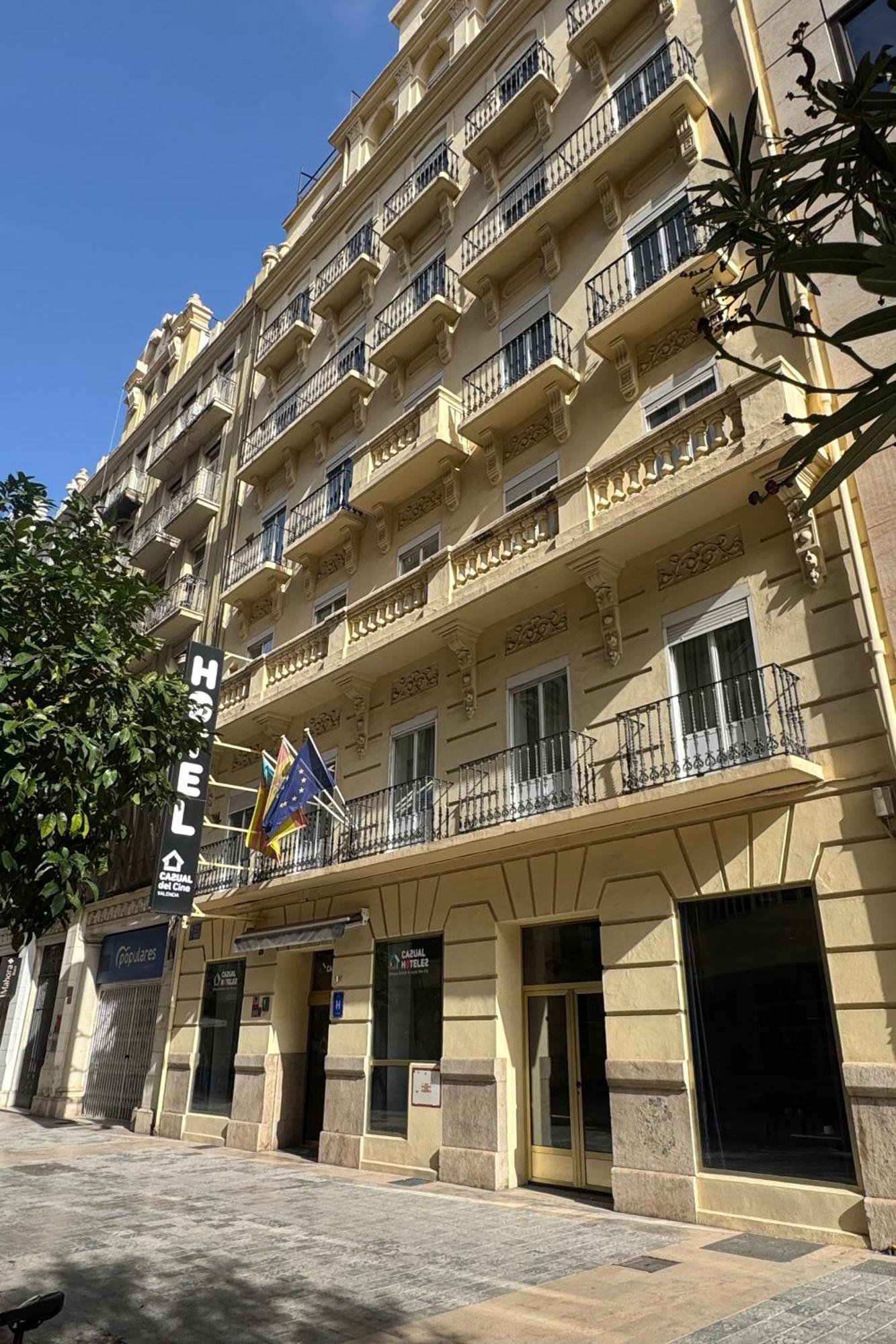 Casual Del Cine Valencia Hotel Exterior photo